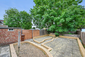 Photo 10- click for photo gallery